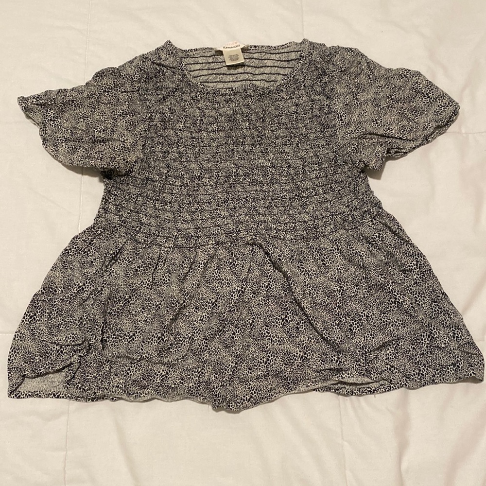 Black and white leopard print top